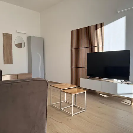 Apartament Lakeside *